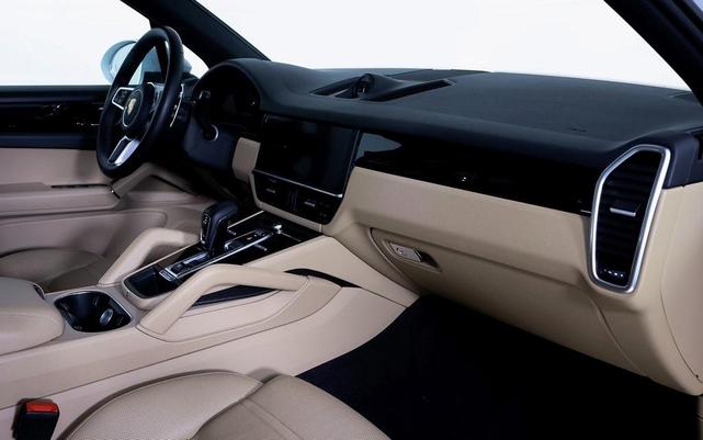 2021 porsche cayenne base