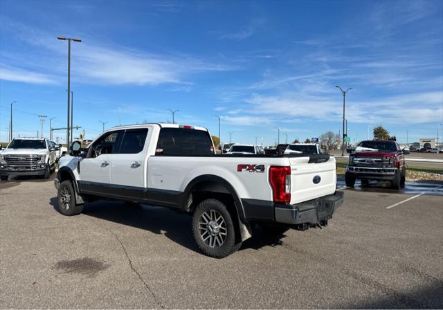 2017 ford f-350 lariat