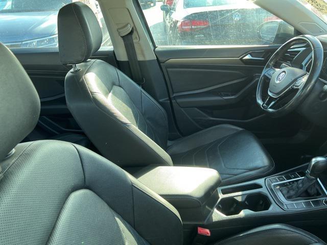 2019 volkswagen jetta 1.4t sel premium