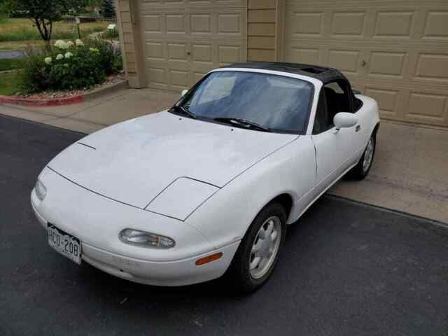 1992 mazda miata one owner only 17,560 miles!!!