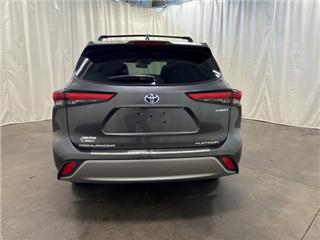 2023 Toyota Highlander hybrid platinum