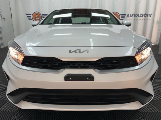 2022 kia forte lxs