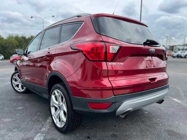 2019 ford escape titanium