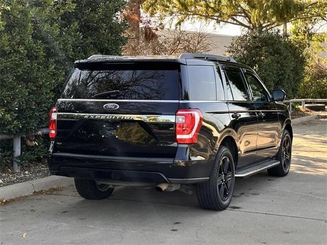 2020 ford expedition xlt