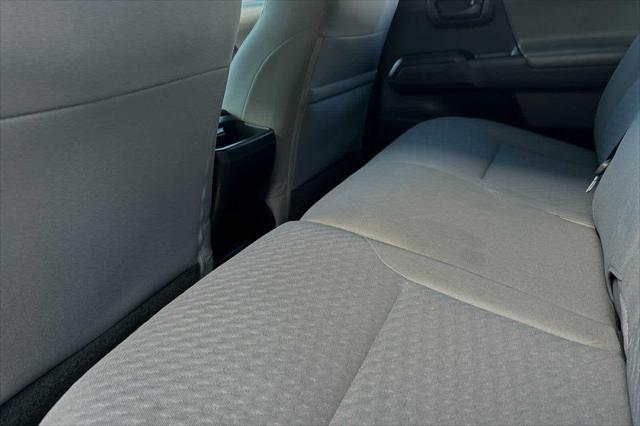 2022 toyota tacoma sr
