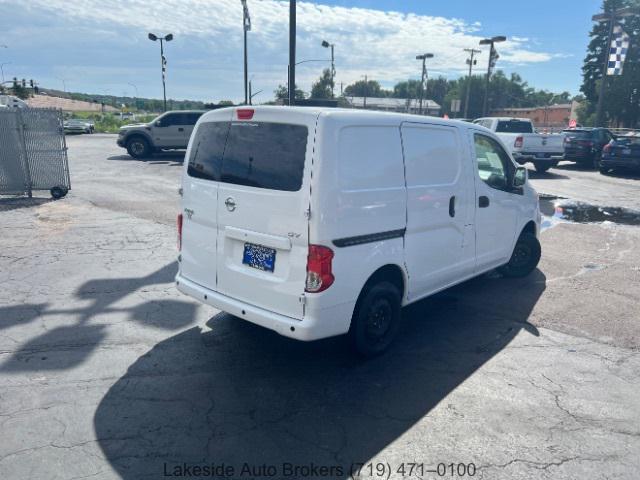 2021 nissan nv200 sv