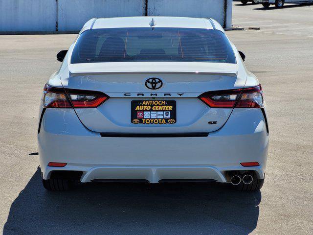 2023 toyota camry se