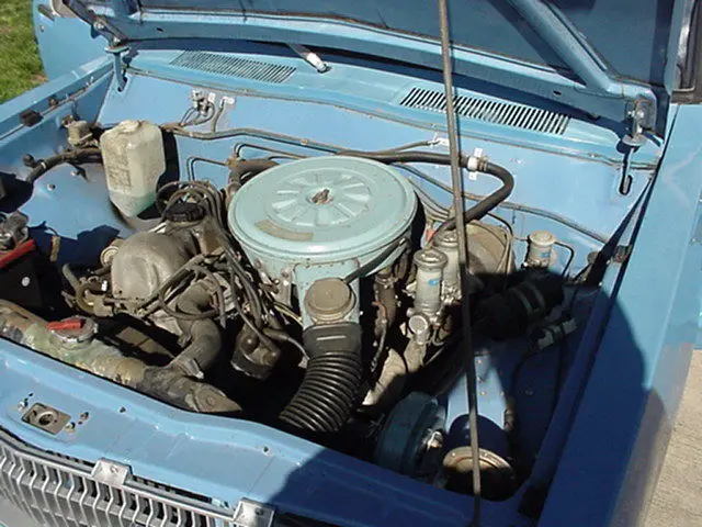 datsun 1976 620 pickup 65,556 original miles . 5 speed