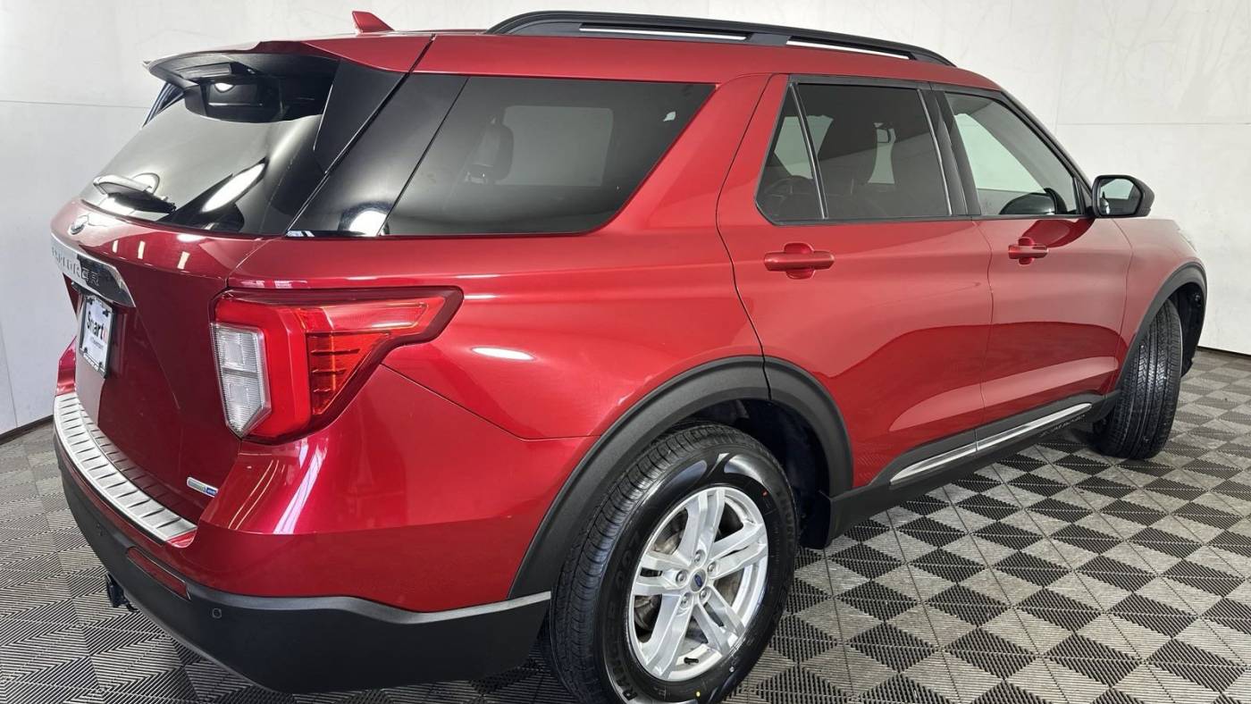 2020 ford explorer xlt