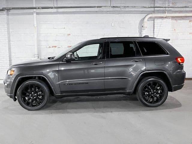 2021 jeep grand cherokee laredo x in flushing, new york