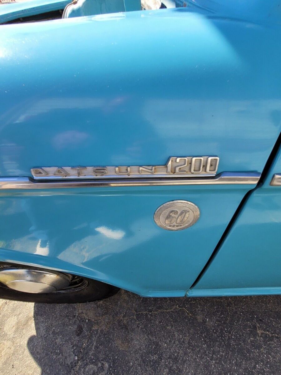 1964 datsun 1200 blue rwd manual bule