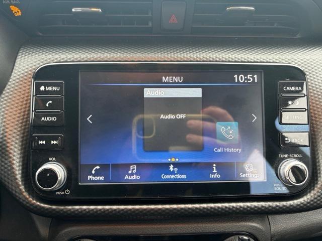 2021 nissan kicks sv