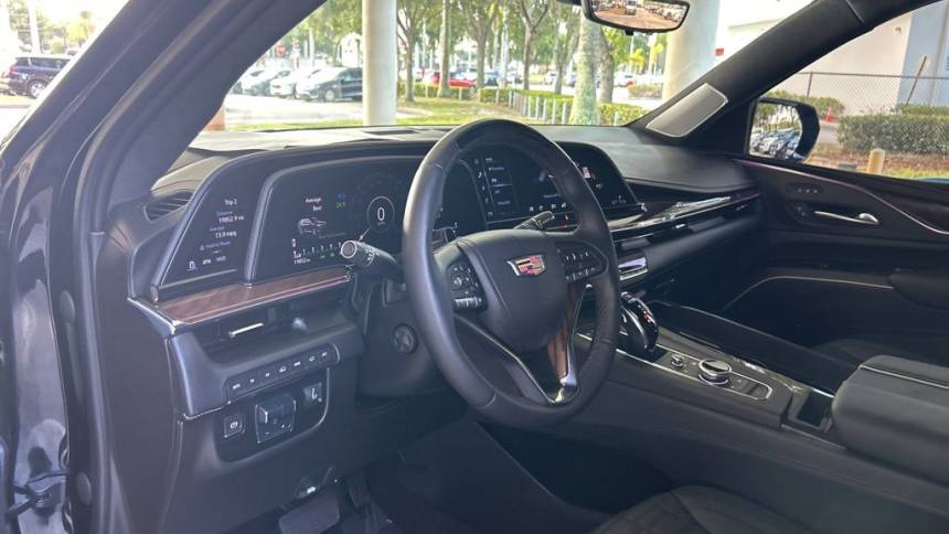 2023 cadillac escalade esv sport platinum
