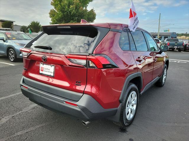 2022 toyota rav4 le