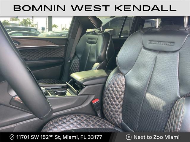 2022 jeep grand cherokee summit