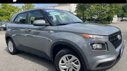 2021 hyundai venue se