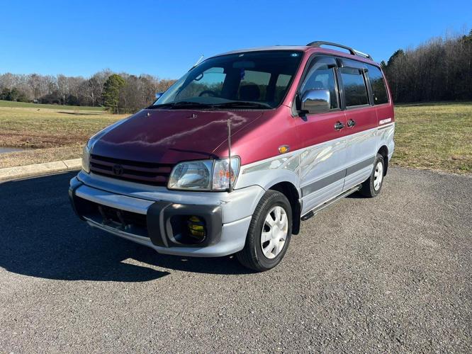 1996 toyota townace in cleveland, tennessee
