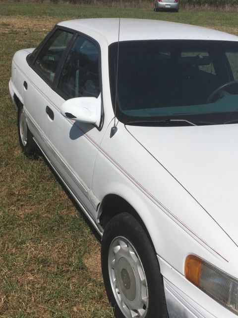 93 white mercury sable runs good