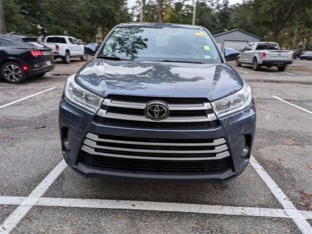 2019 toyota highlander le plus