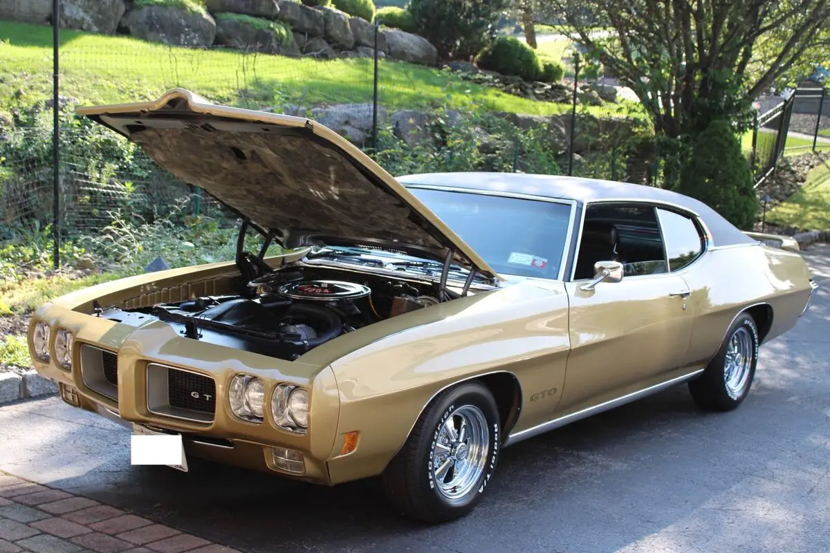 1970 pontiac gto base - 2 door hardtop coup - includes all service history