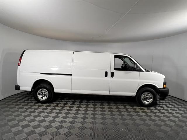 2023 gmc savana 2500 work van