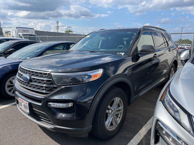2023 ford explorer xlt