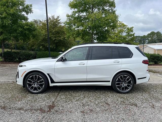2024 bmw x7 m60i