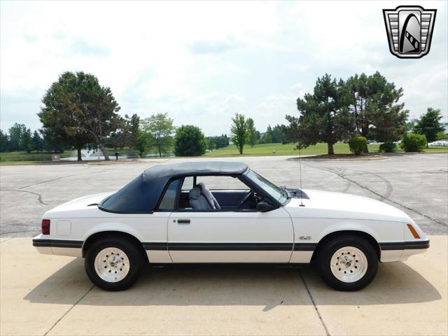 1984 ford mustang