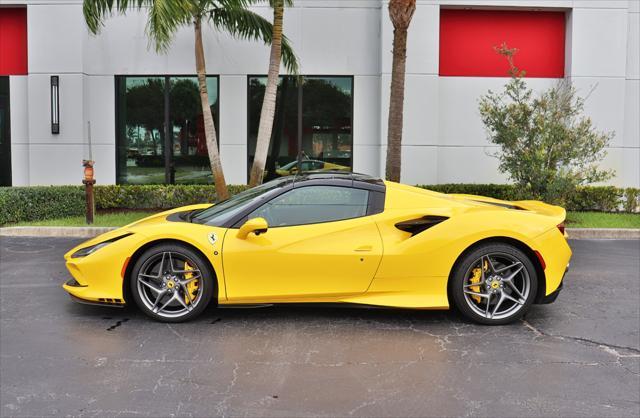 2022 ferrari f8 spider convertible