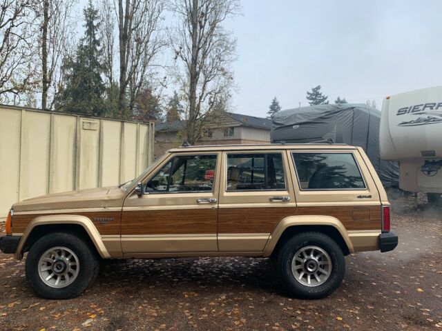 1986 jeep wagoneer cherokee limited 4x4 2.8l rust free! 127k mi. amc no reserve!