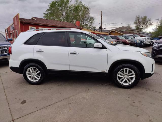 2014 kia sorento lx