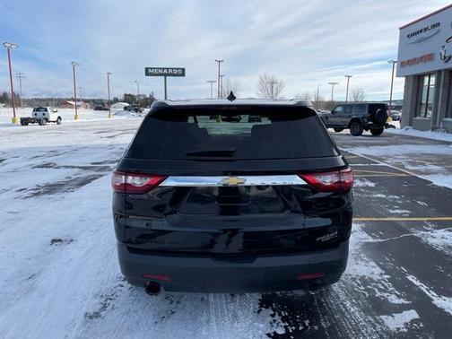 2021 chevrolet traverse in minneapolis, minnesota