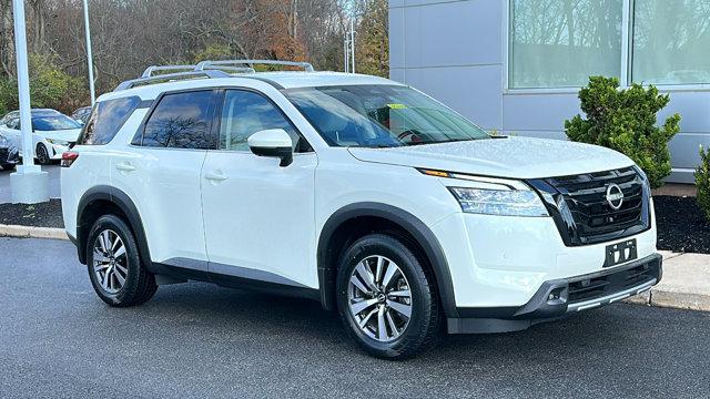 2023 nissan pathfinder sl