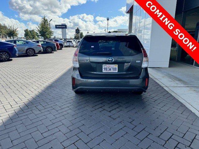 2017 toyota prius v three