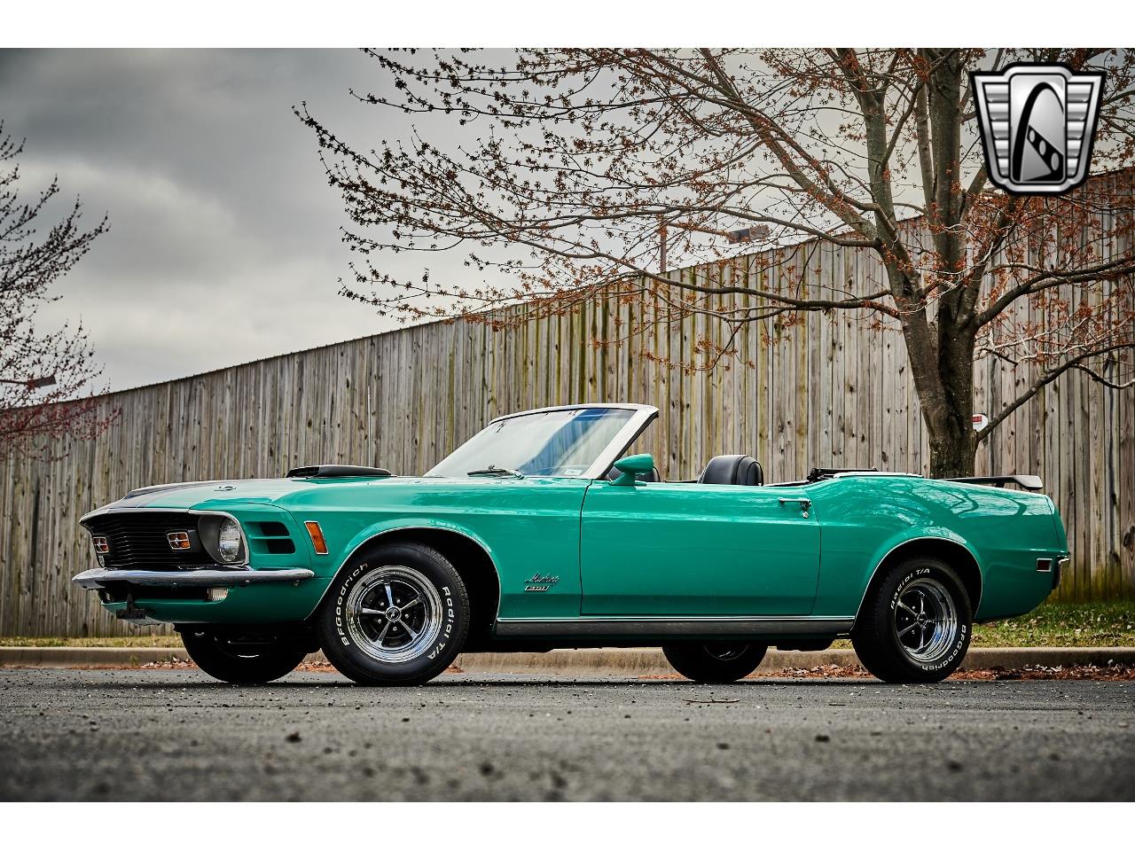 1970 ford mustang