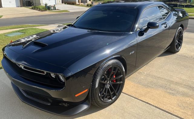 2023 dodge challenger r/t