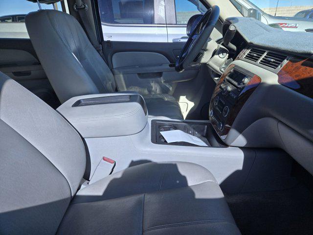 2013 chevrolet avalanche lt