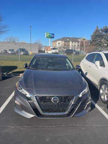 2022 nissan altima 2.5 sv
