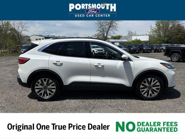 2020 ford escape titanium