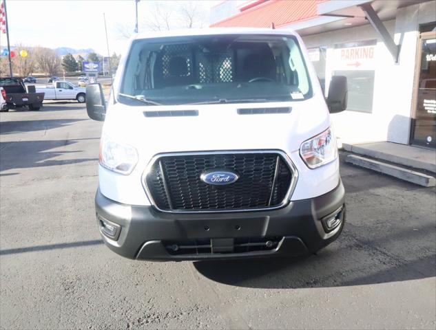 2022 ford transit-250 base