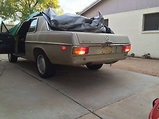 1971 mercedes 250c w114 parts car, no title, read updates at bottom of descripti