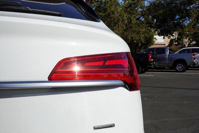 2022 audi q5 45 s line premium plus