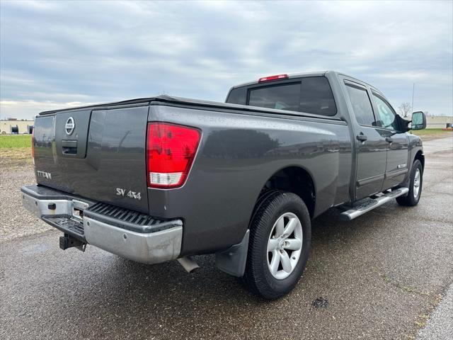 2011 nissan titan sv