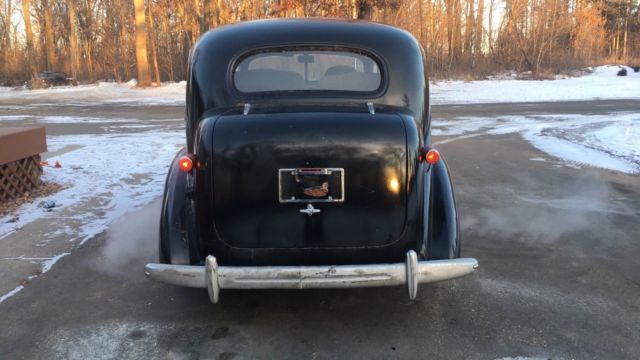 1936 chevrolet town 2 door sedan runs and drives great! hotrod!! v8 sbc