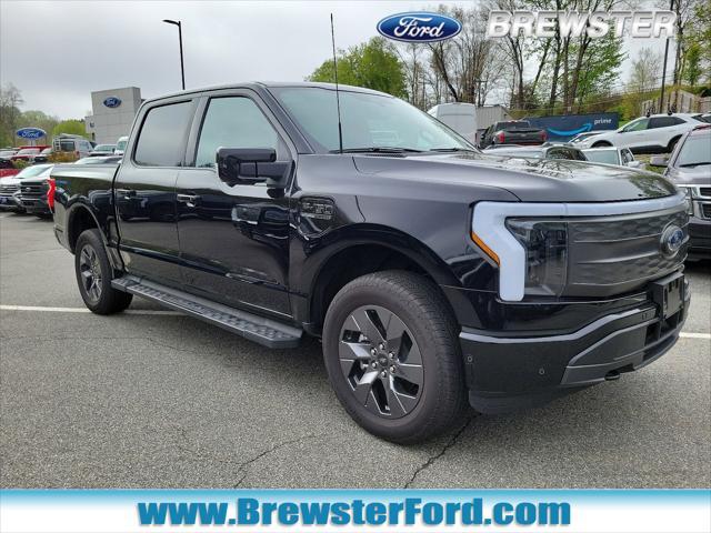 2023 ford f-150 lightning lariat