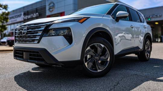 2024 Nissan Rogue sv