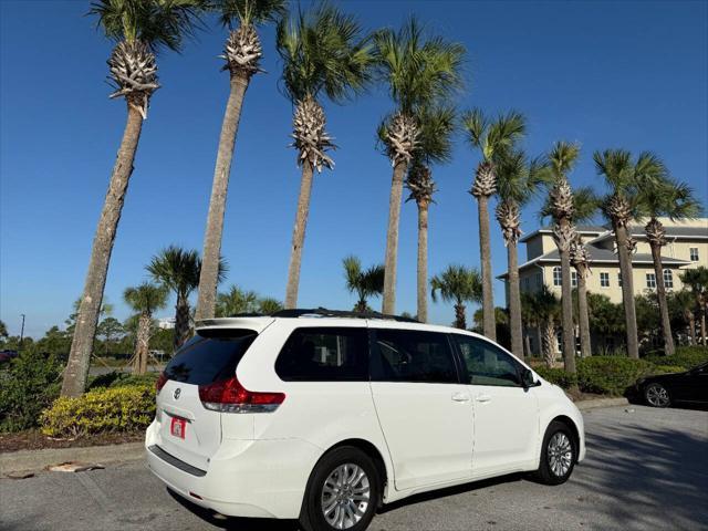 2013 toyota sienna xle