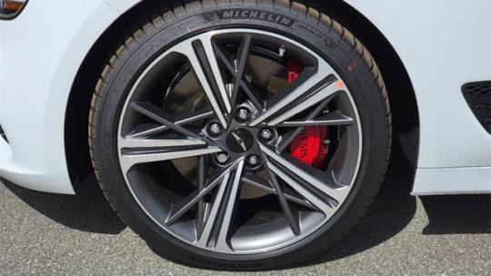 2024 Genesis G70