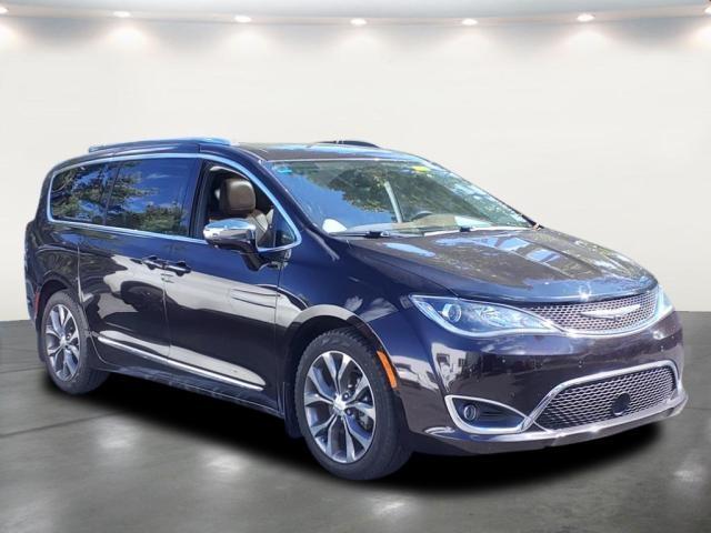 2017 chrysler pacifica limited