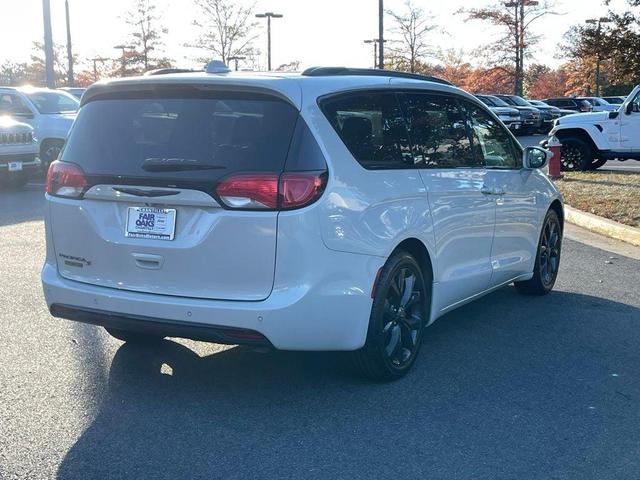 2020 chrysler pacifica touring-l